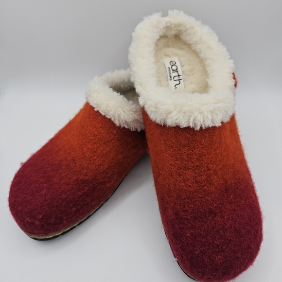 Earth Origins Shoes - NWT Earth Origins Red and Orange Mules